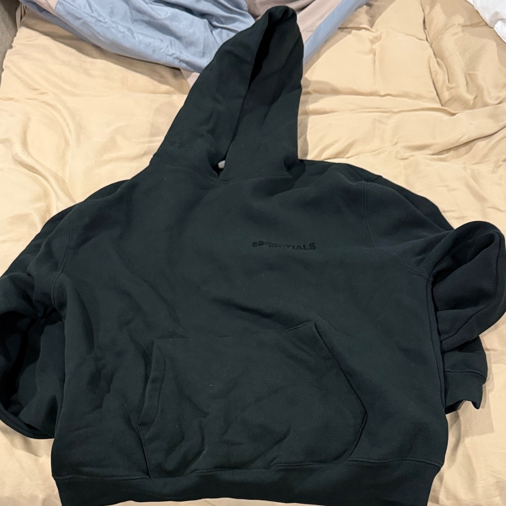 NWOT  Fear of God hoodie in color black